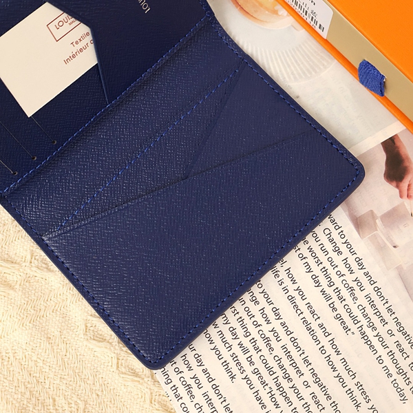 LVコピーウォレット角部分ディテール